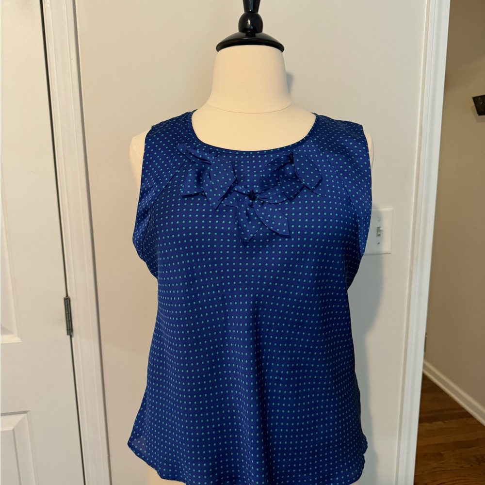 Dressbarn blouse. Color blue and green polkadot. Size XL. 100% polyester